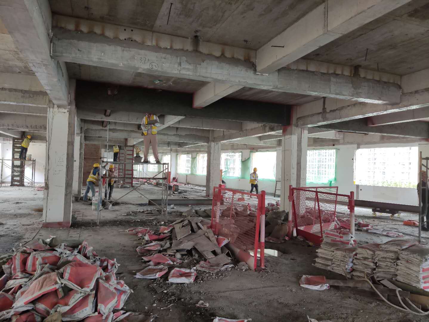 尊龙凯时首页聚合物修补砂浆极适于小区地面施工