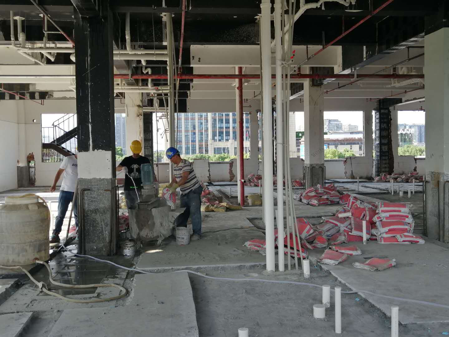 墙面渗水的缘故原由