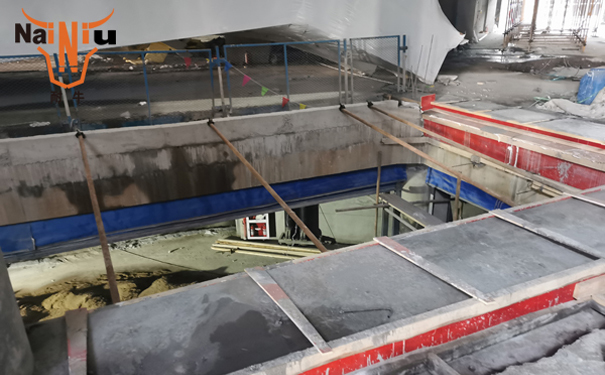 高强无缩短灌浆料施工麻面爆发的缘故原由