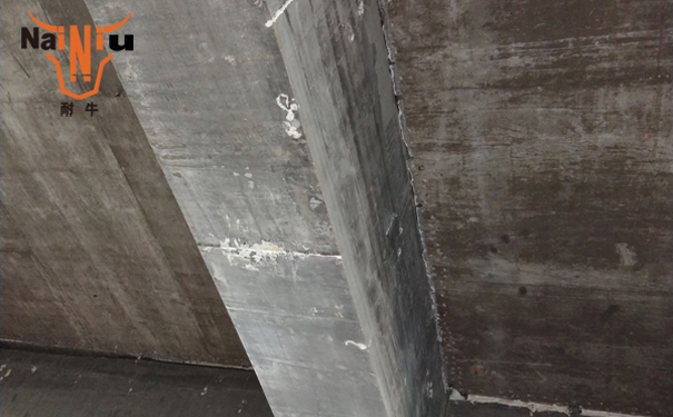 尊龙凯时首页聚合物修补砂浆后期开裂？？？？？？